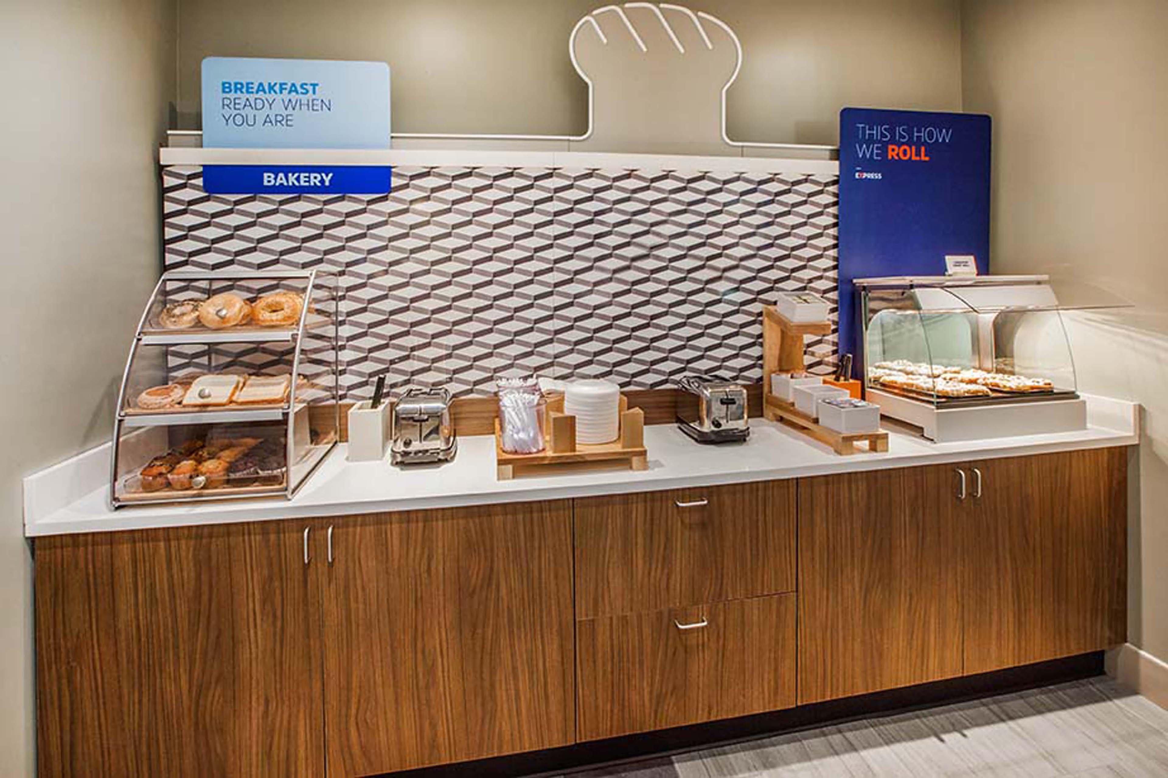 Holiday Inn Express & Suites Walterboro By Ihg מראה חיצוני תמונה