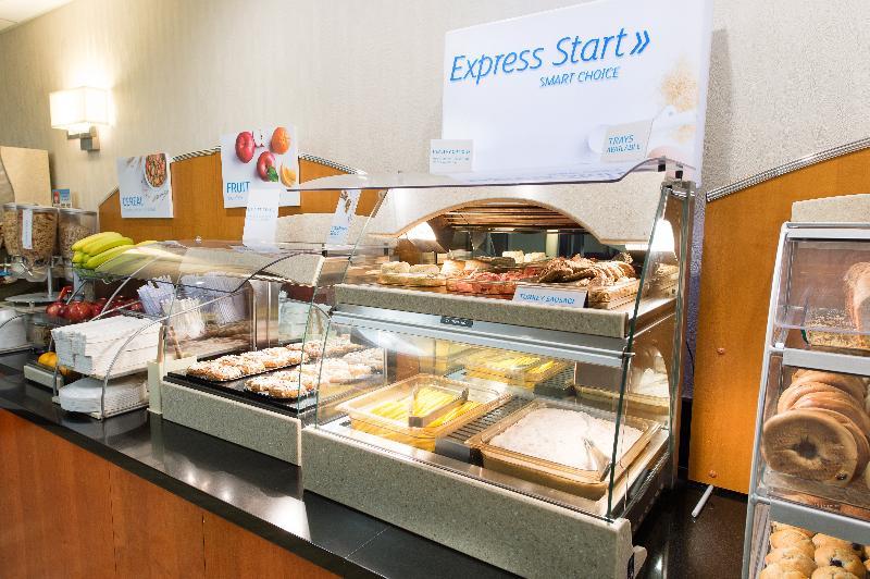 Holiday Inn Express & Suites Walterboro By Ihg מראה חיצוני תמונה